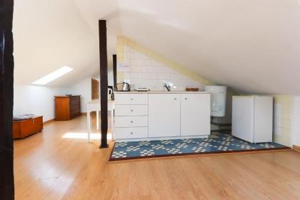 Sunny Attic Loft by Homing - image 17