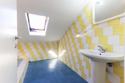 Sunny Attic Loft by Homing - image 7